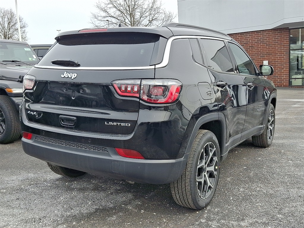 Vehicle image 2 of 22