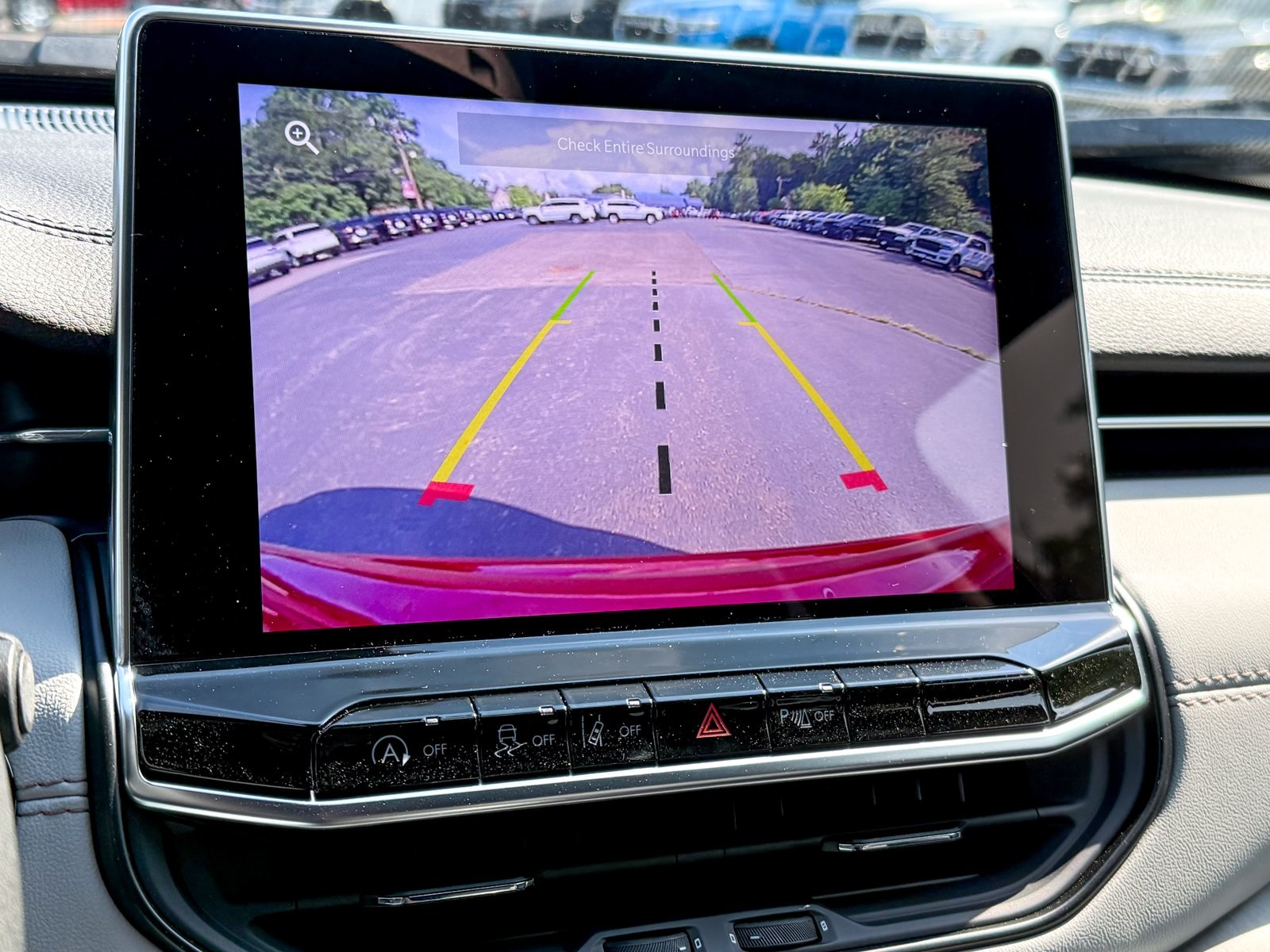 Vehicle image 20 of 38