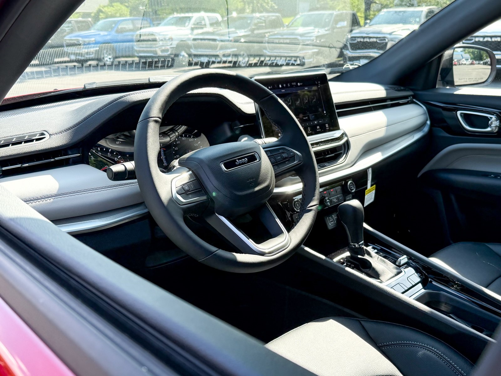 Vehicle image 15 of 38