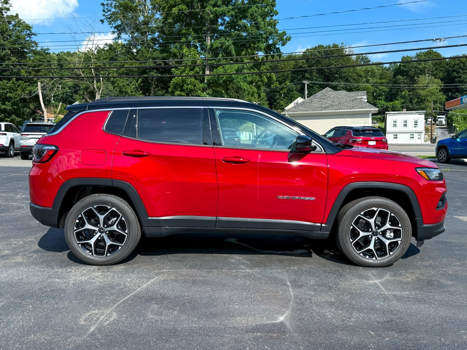 Vehicle image 4 of 38