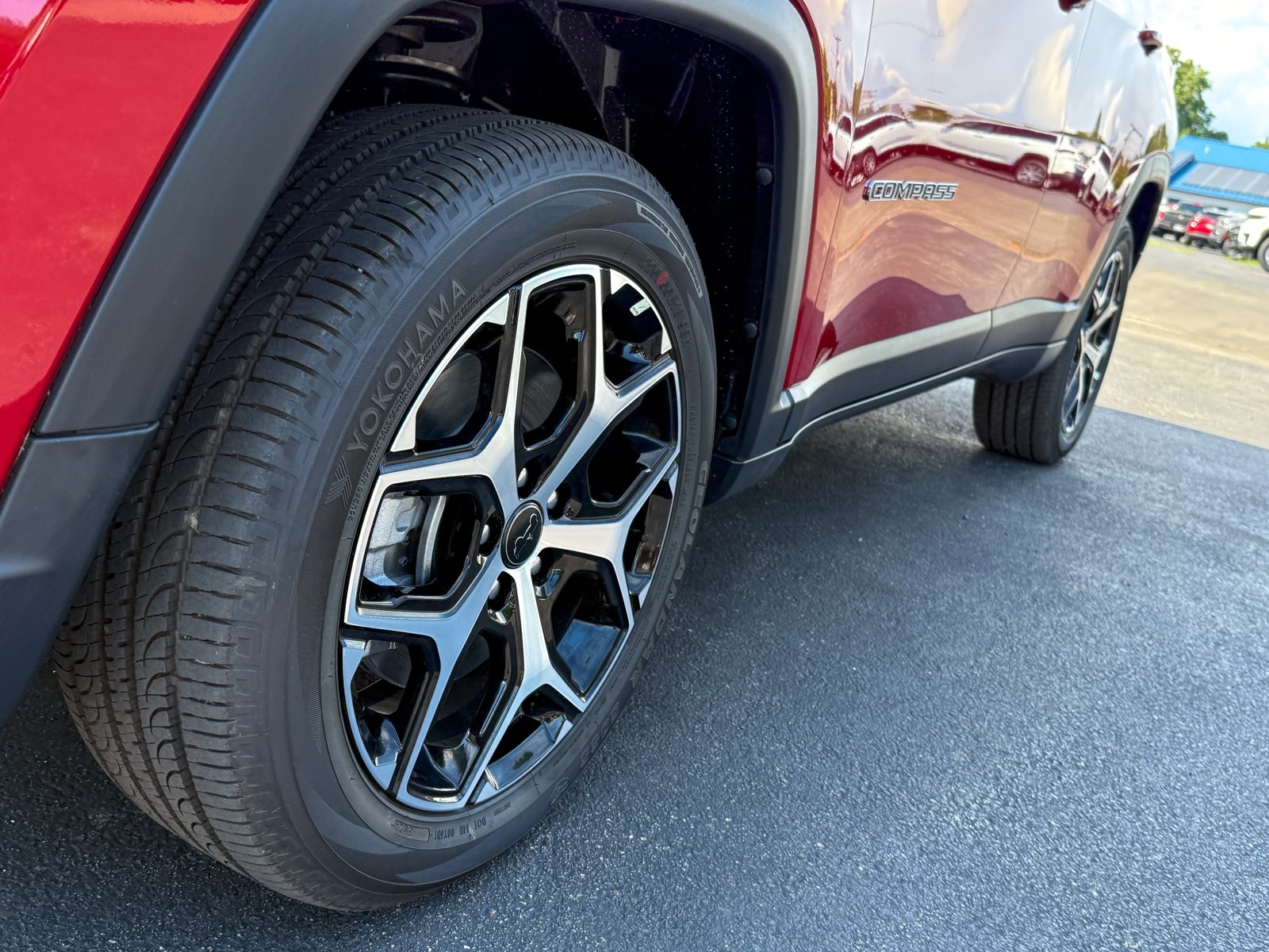 Vehicle image 10 of 38