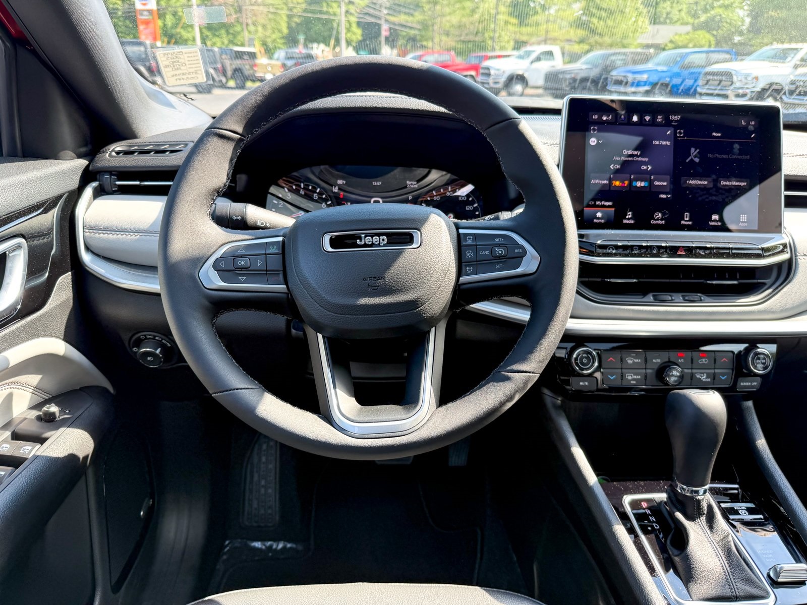 Vehicle image 16 of 38