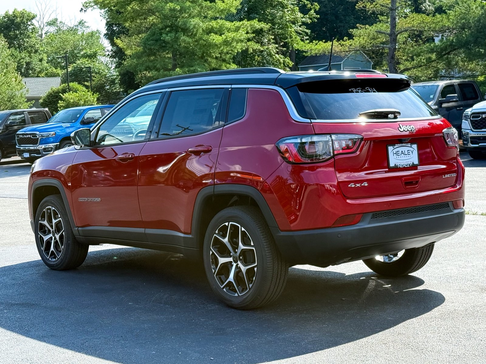 Vehicle image 7 of 38