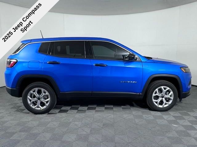 Vehicle image 6 of 35