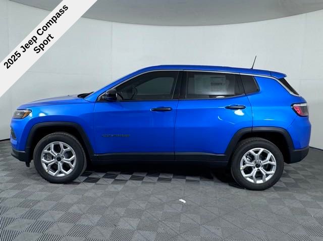 Vehicle image 10 of 35