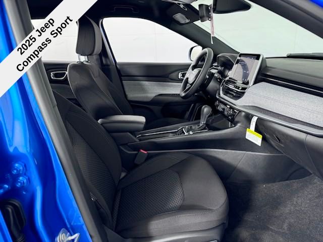 Vehicle image 16 of 35