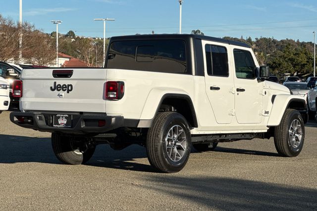 2025 Jeep Gladiator Sport S Image 6 of 26