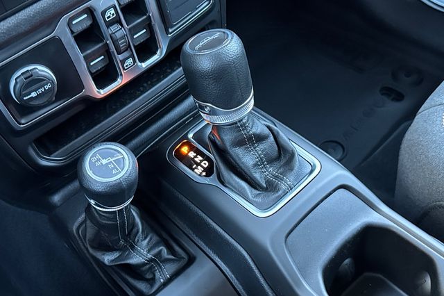 2025 Jeep Gladiator Sport S Image 20 of 26