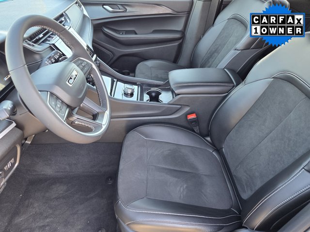 2025 Jeep Grand Cherokee Altitude X Image 14 of 30