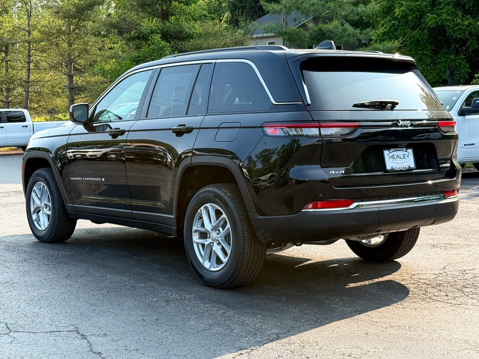 Vehicle image 7 of 38