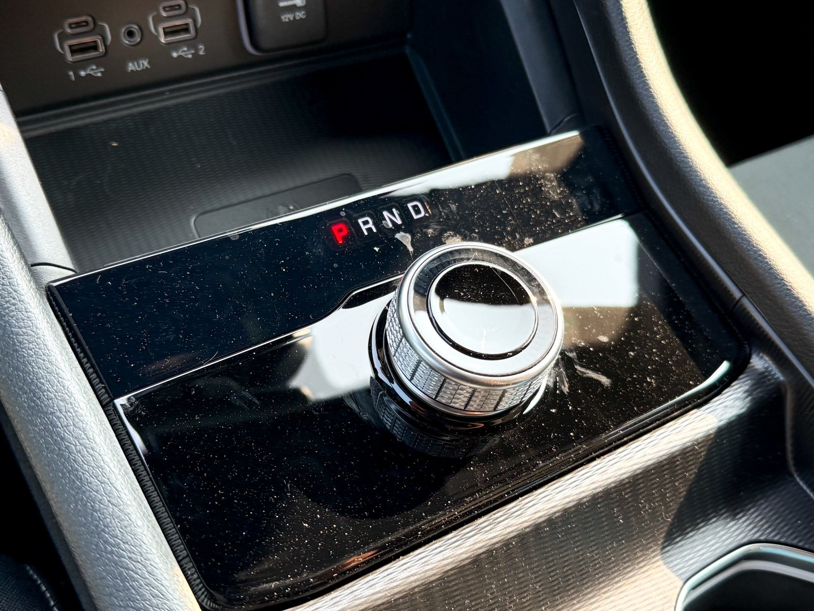 Vehicle image 21 of 38