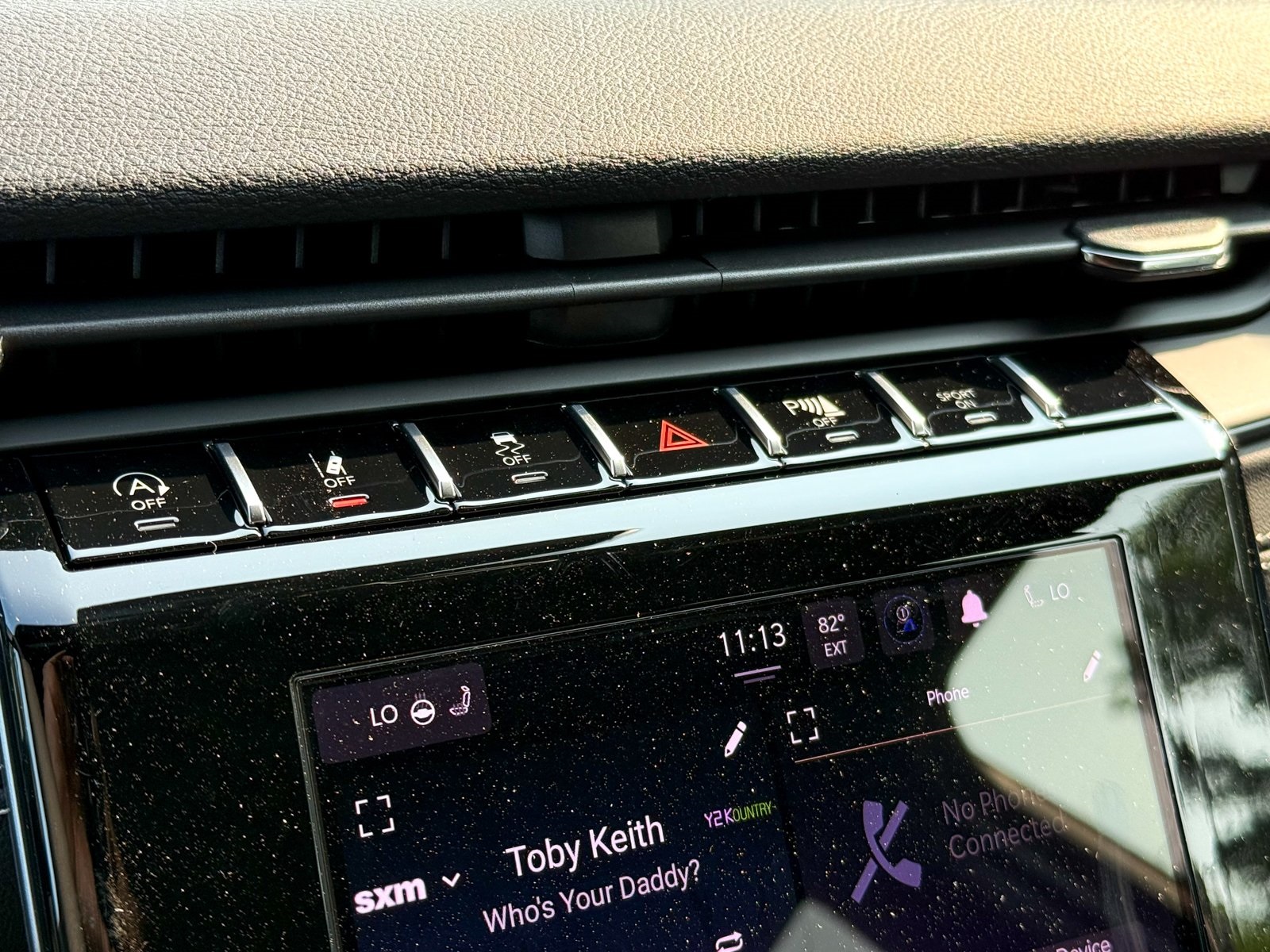 Vehicle image 18 of 38
