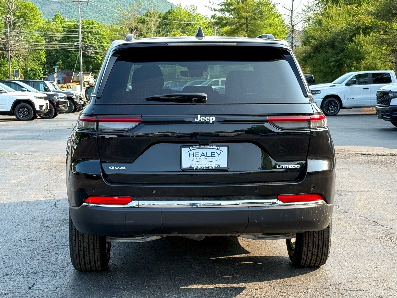 Vehicle image 6 of 38
