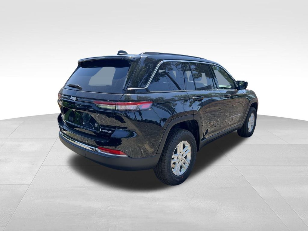 Vehicle image 6 of 30