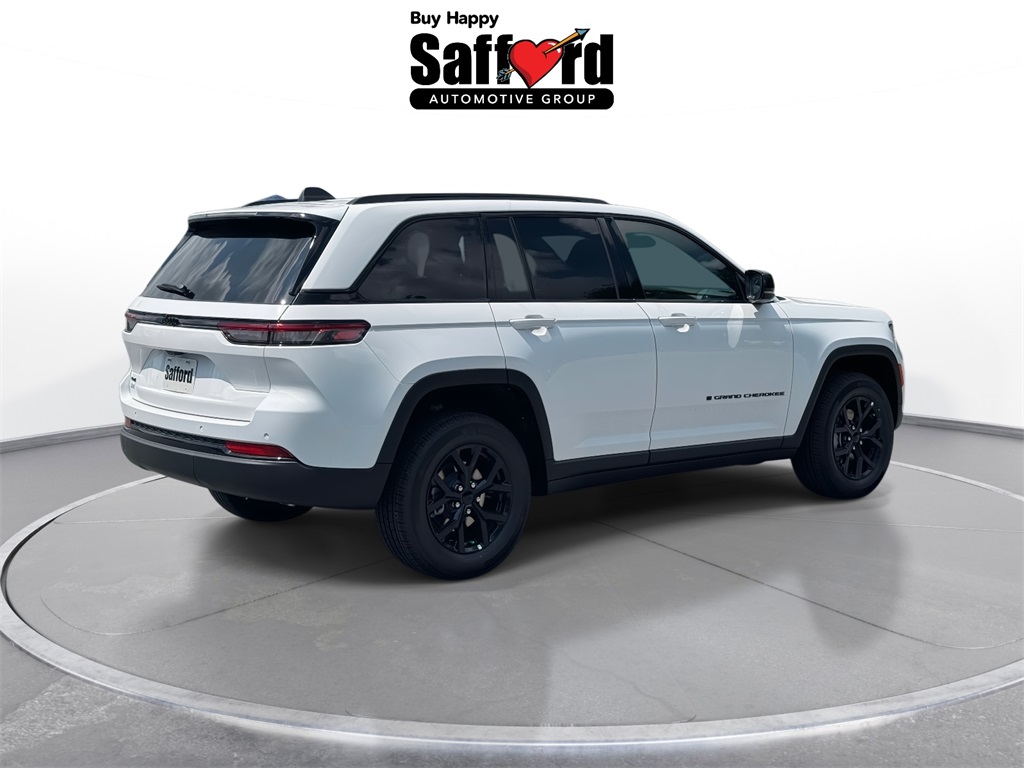 Vehicle image 4 of 30