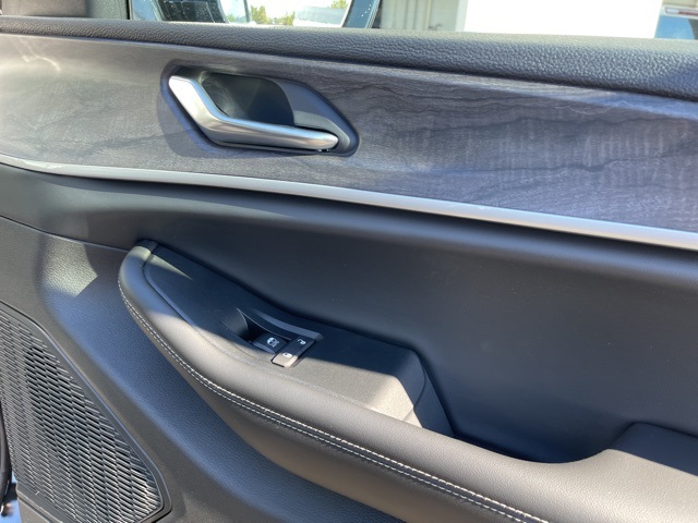 2025 Jeep Grand Cherokee Limited Image 16 of 21