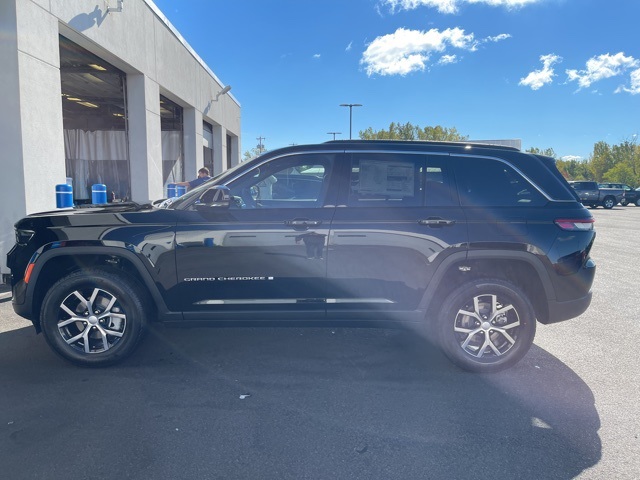 2025 Jeep Grand Cherokee Limited Image 7 of 21