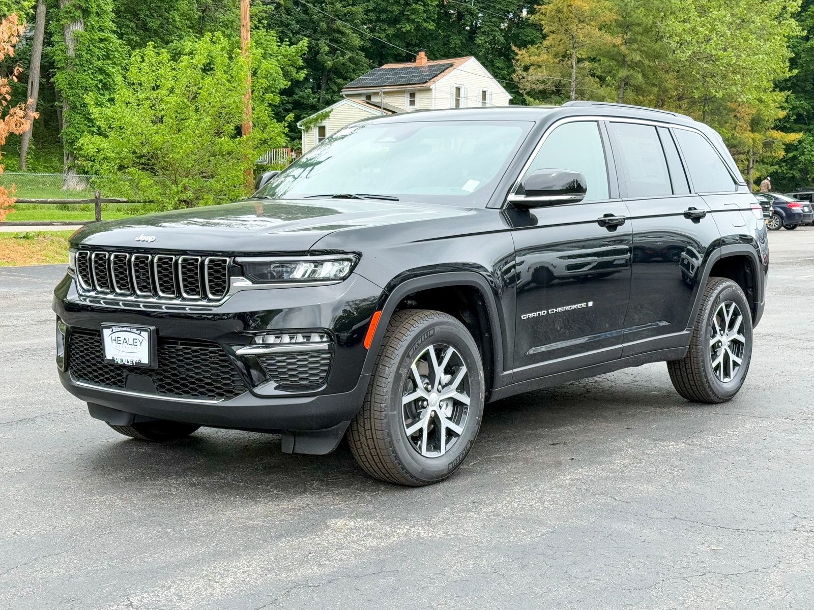 Vehicle image 1 of 39