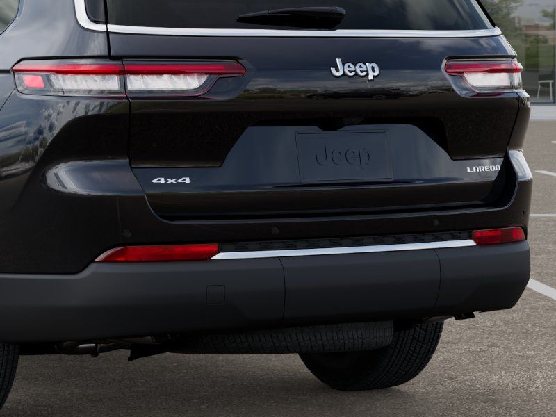 2025 Jeep Grand Cherokee L Laredo X Image 8 of 26