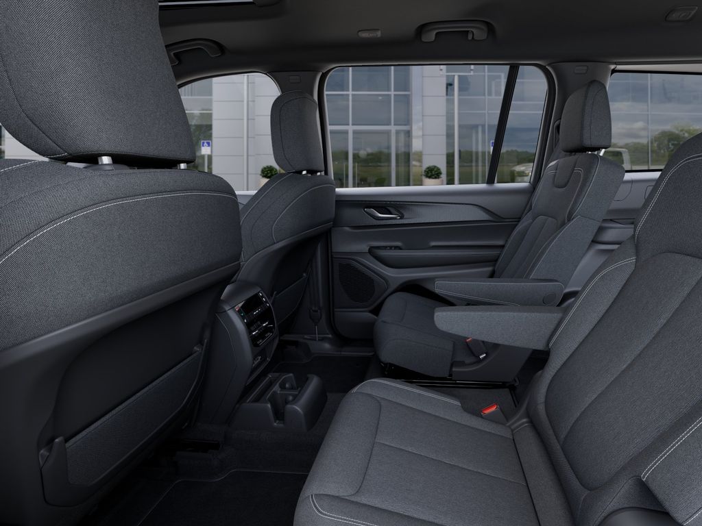 2025 Jeep Grand Cherokee L Laredo X Image 13 of 26