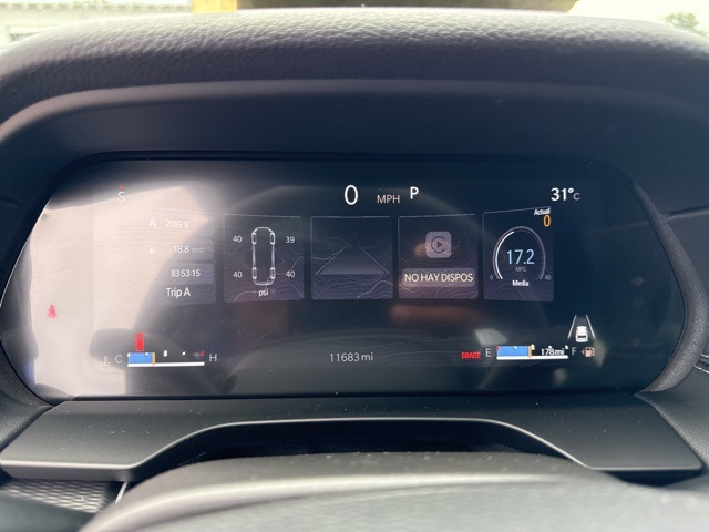 Vehicle image 19 of 33