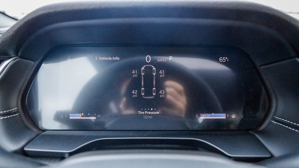 2025 Jeep Grand Cherokee L Laredo X Image 19 of 30