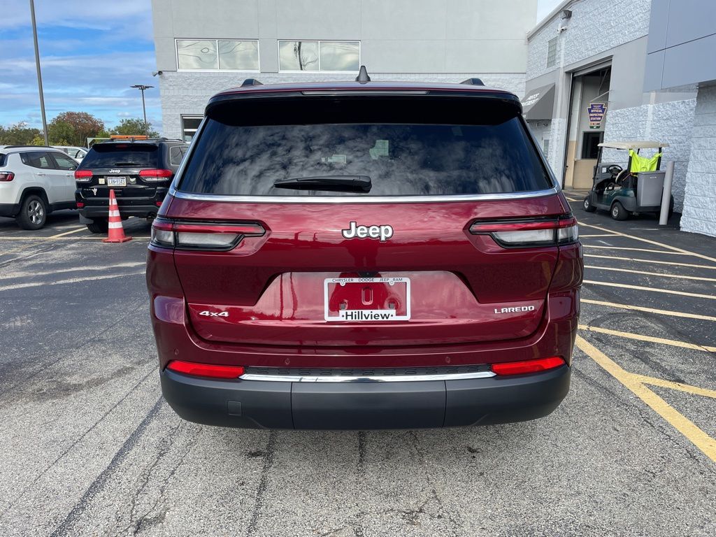 2025 Jeep Grand Cherokee L Laredo Image 10 of 26
