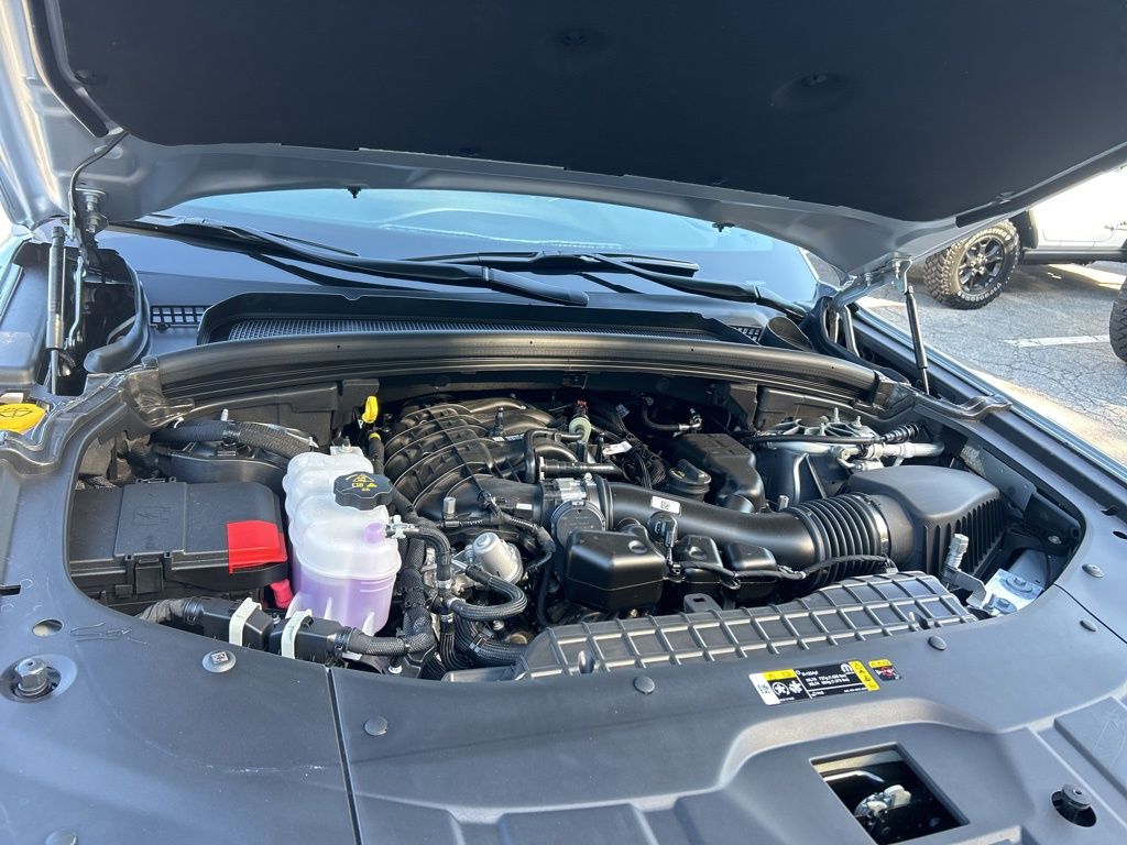 Vehicle image 17 of 51