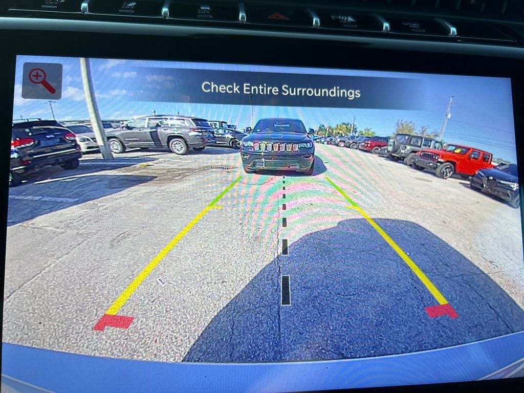 Vehicle image 15 of 51
