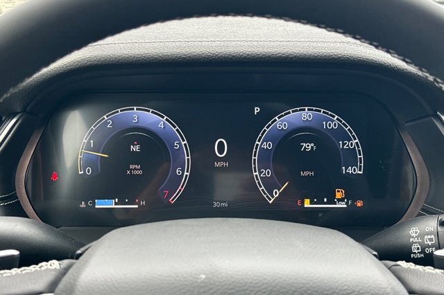 2025 Jeep Grand Cherokee L Limited Image 17 of 28