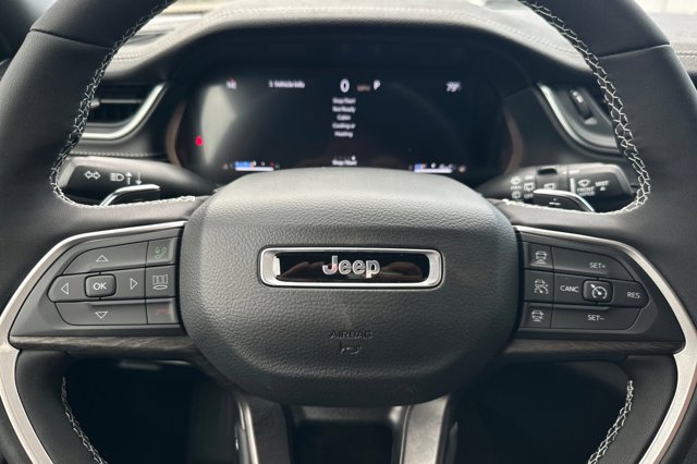 2025 Jeep Grand Cherokee L Limited Image 25 of 28