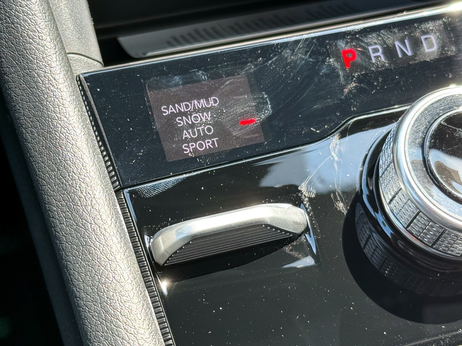 Vehicle image 42 of 43