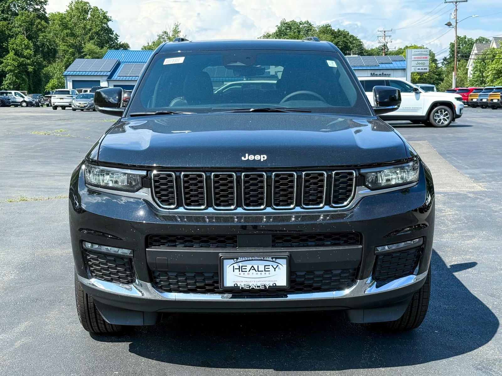 Vehicle image 2 of 43