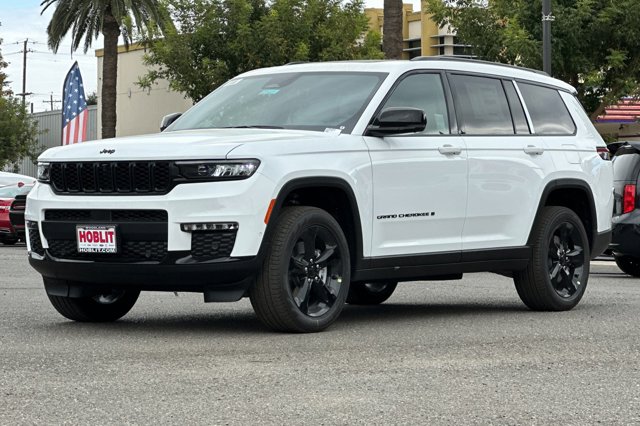 2025 Jeep Grand Cherokee L Limited Image 1 of 28