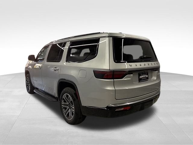 Vehicle image 7 of 22