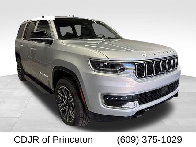 Vehicle image 4 of 22