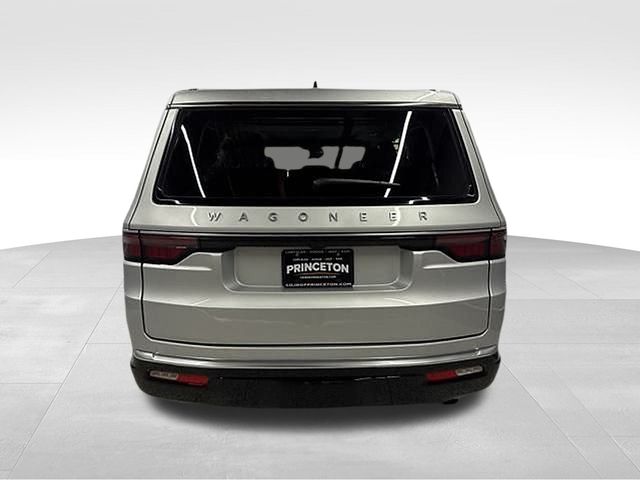Vehicle image 6 of 22