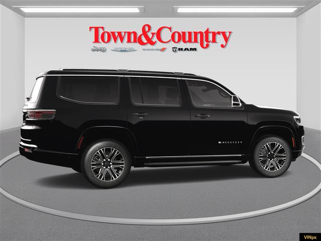 2025 Jeep Wagoneer Base Image 9 of 22