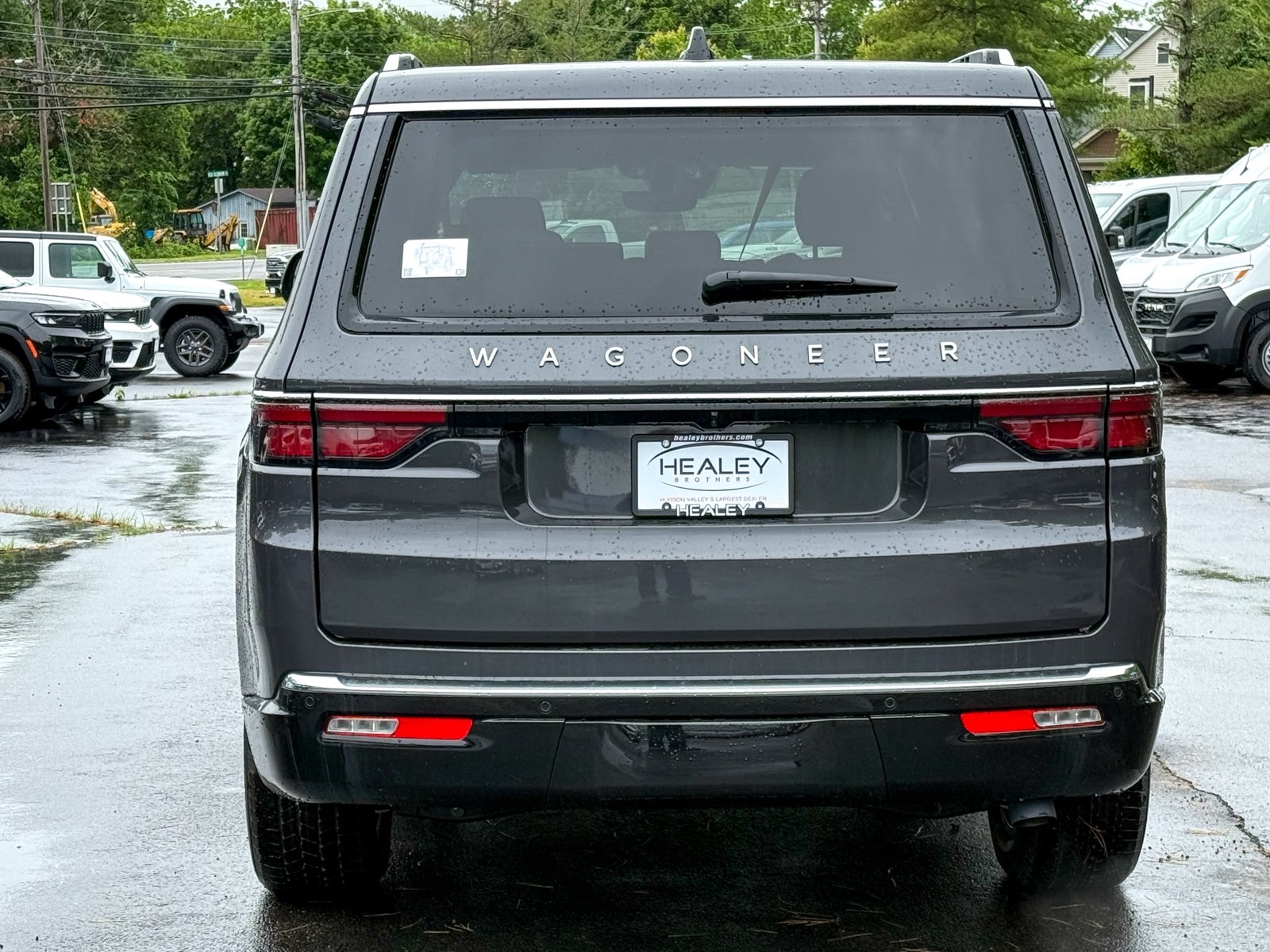 Vehicle image 7 of 40