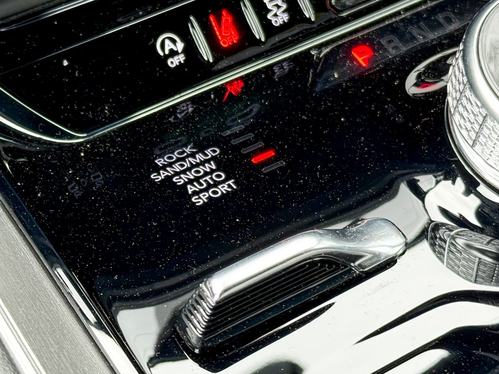 Vehicle image 23 of 40