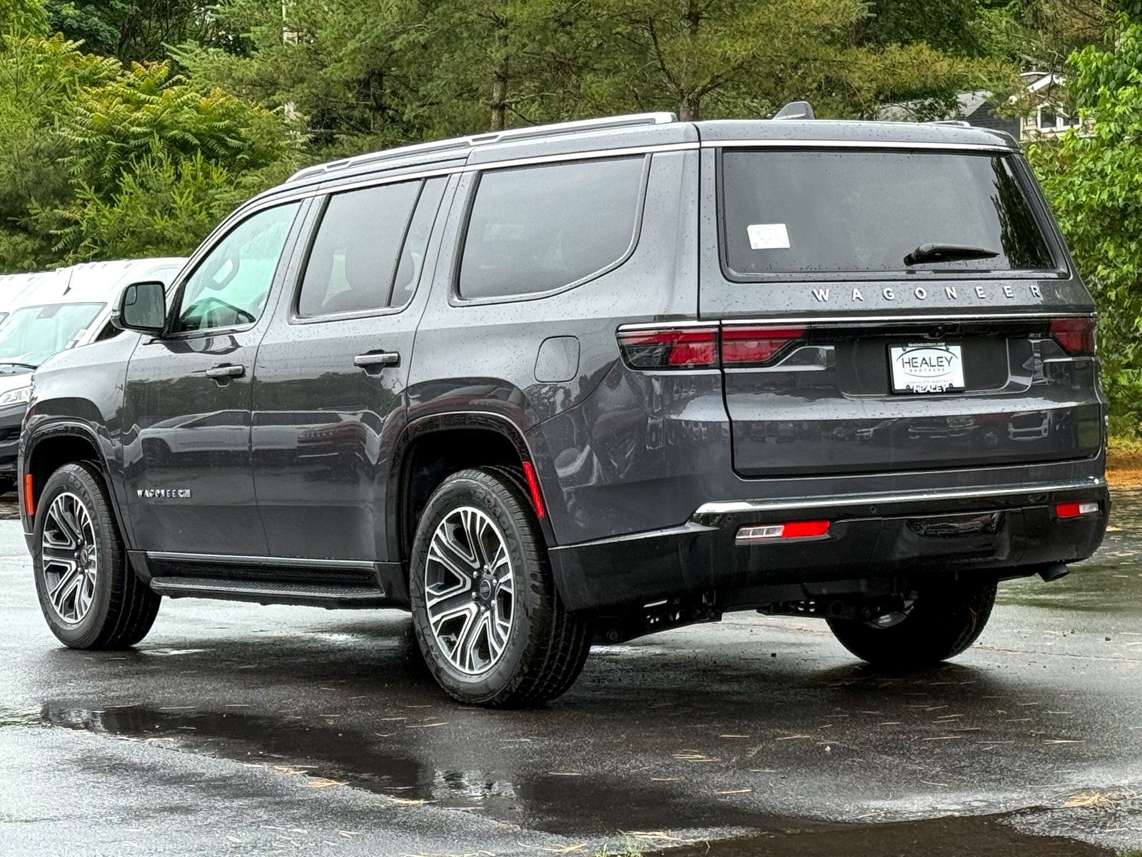Vehicle image 6 of 40