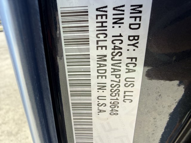 2025 Jeep Wagoneer Base Image 15 of 18