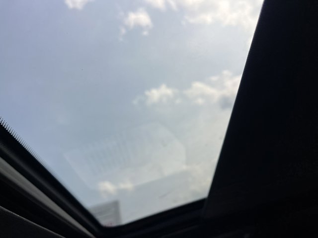 Vehicle image 13 of 13