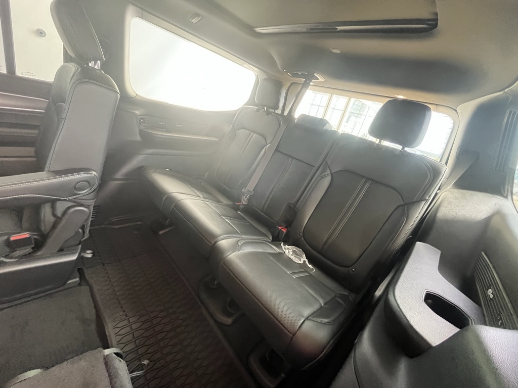 Vehicle image 20 of 57