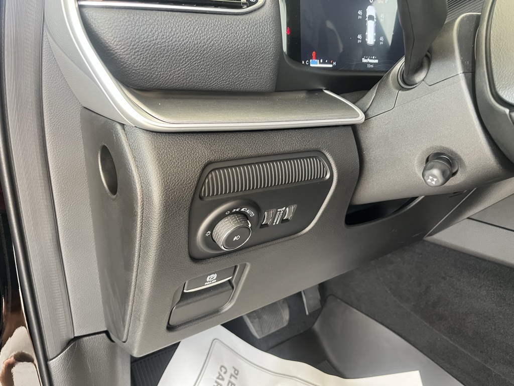 Vehicle image 50 of 57