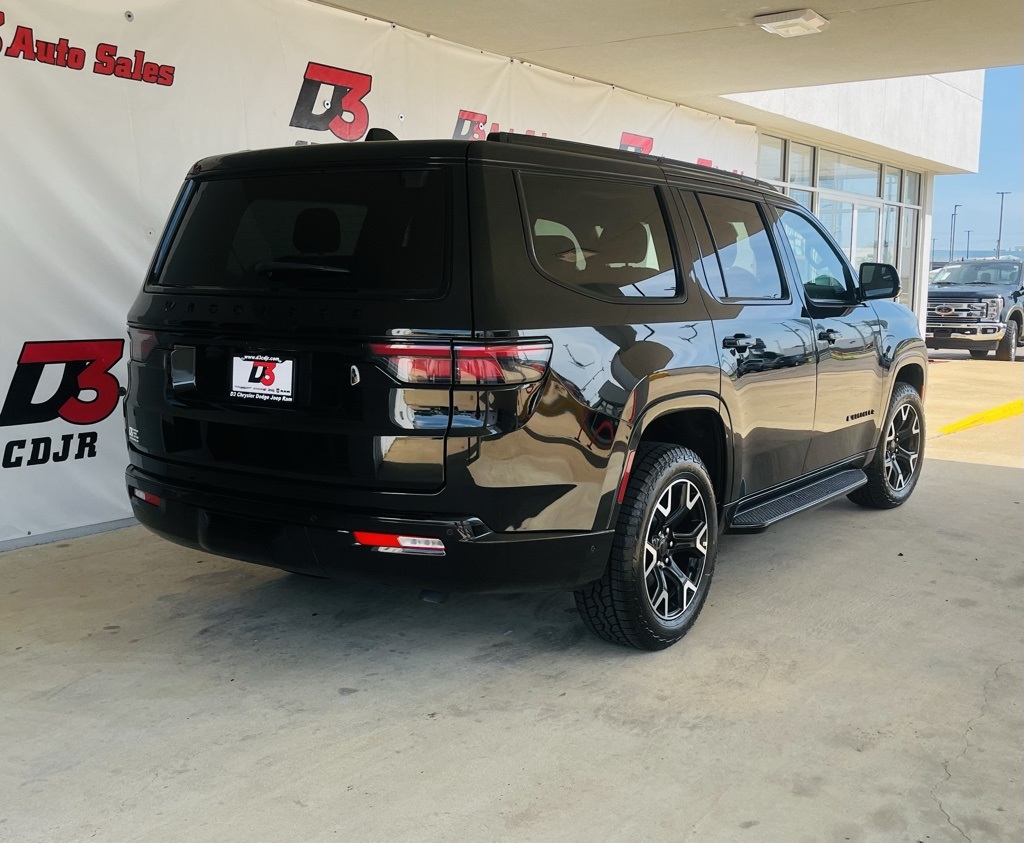 Vehicle image 7 of 57