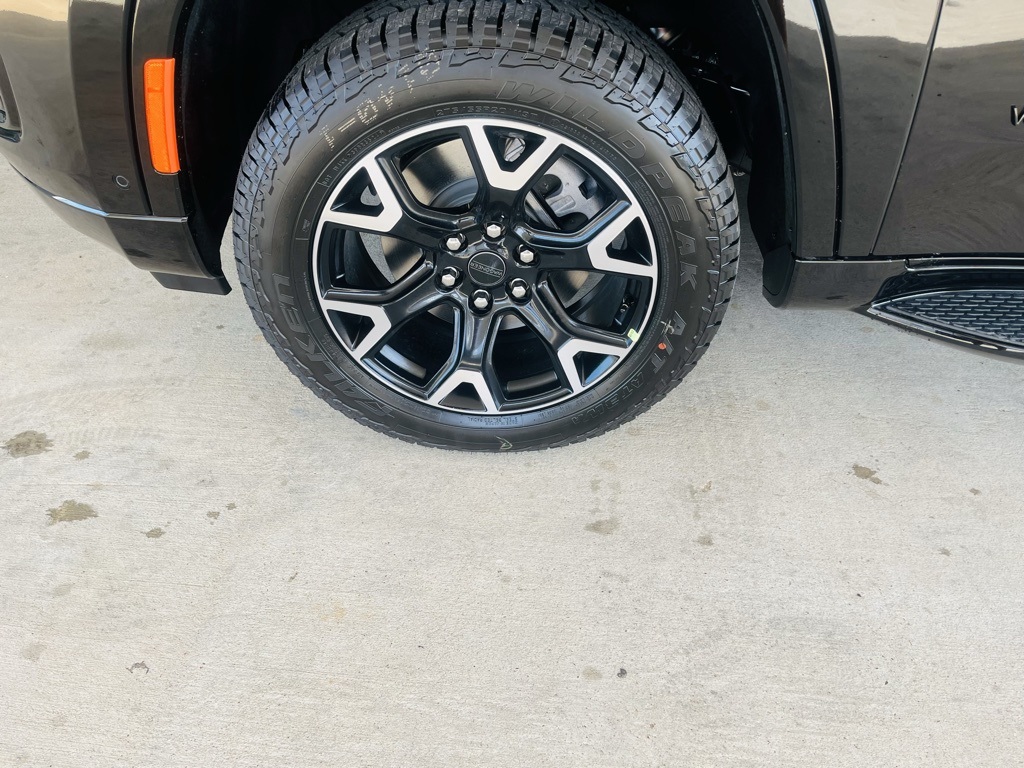 Vehicle image 15 of 57