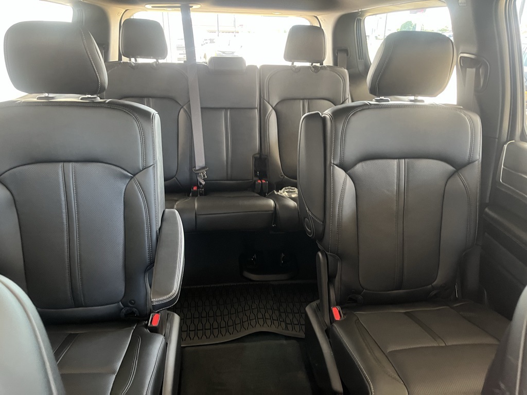 Vehicle image 18 of 57