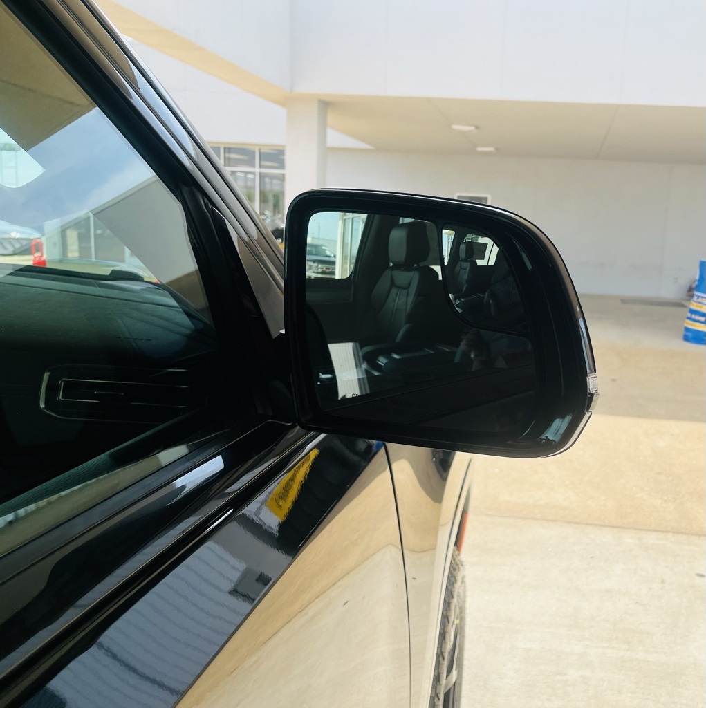 Vehicle image 47 of 57