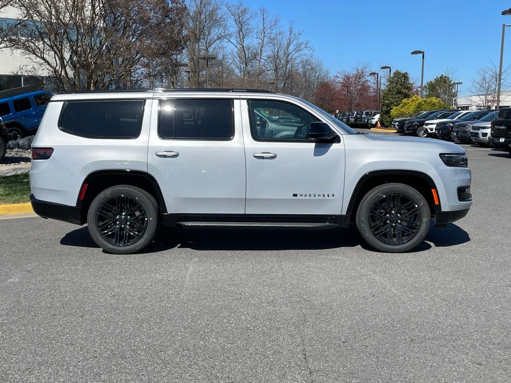 Vehicle image 5 of 18